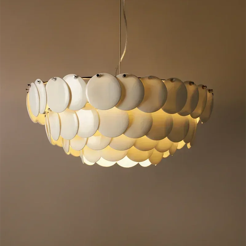 Solvig Chandelier